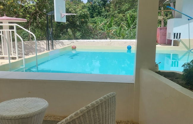 A touch of pink secret garden resort - Photo 22