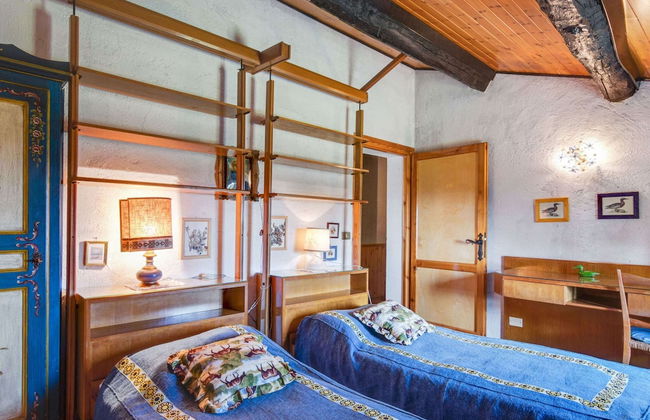 Cozy Detached House, Wide Garden, Wifi - Foto 6