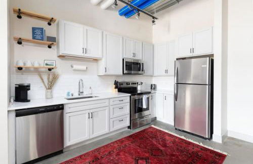 Charming Luxury Apt with Rooftop, Gym, and Parking - Foto 7