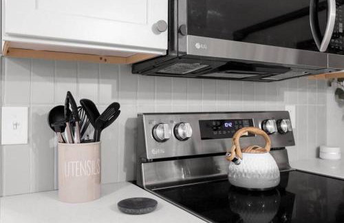 Light Bright OP Remodeled Home 4BD 2BTH - Foto 12