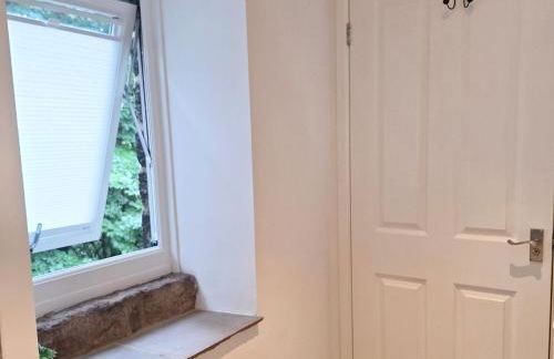 Two-bedroom Cottage - Sandstone Garden Patio - Free Parking - Pets Welcome - Foto 7