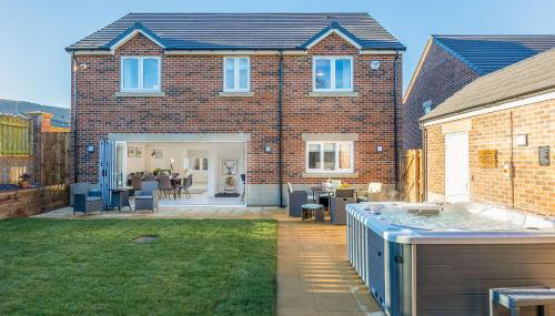 The Paddock - Photo 3, Garden