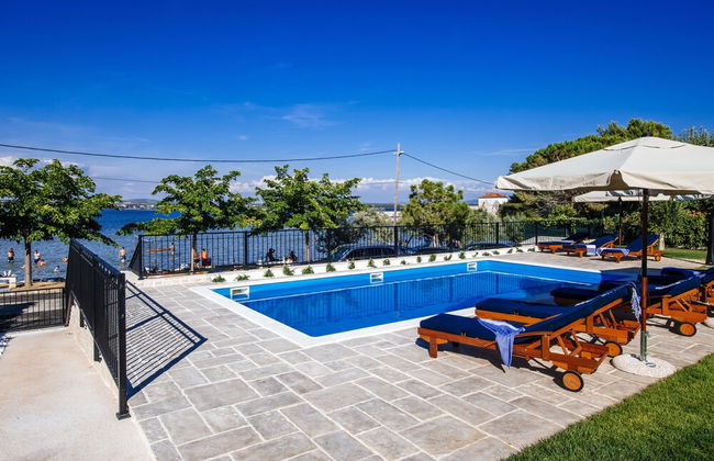 Dalmatian Pearls - Photo 36