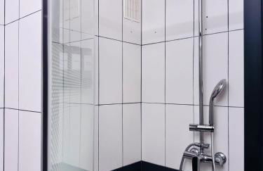 LE CARRAS - Proche de aéroport , Plage à pied - Promenade des anglais - Foto 11