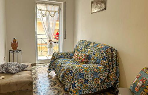 2 Bedroom Beautiful Home In Torrenova - Foto 1