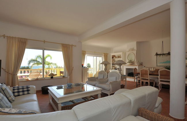 Semi-detached Villa With 1 Bedroom Located Near Meia Praia Beach - Lagos - Foto 11