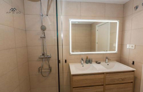 Sky Marina Luxury - Photo 34