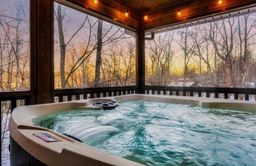 The Moondance Cabin by Lightfoot Stays Vacation Rentals - Photo 10