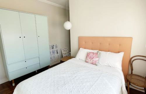 Apartamentos de 1 e 2 quartos com garagem próximo ao Parque Barigui Domo Hospedagem - Foto 69