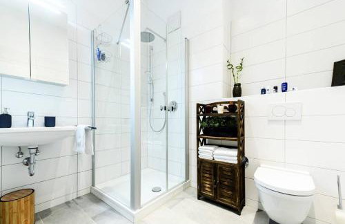 90sqm 2BR Design Gem - outdoor terrace - Photo 26