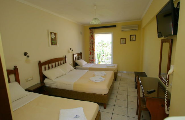 Village Inn Studios & Family Apartments - Foto 15