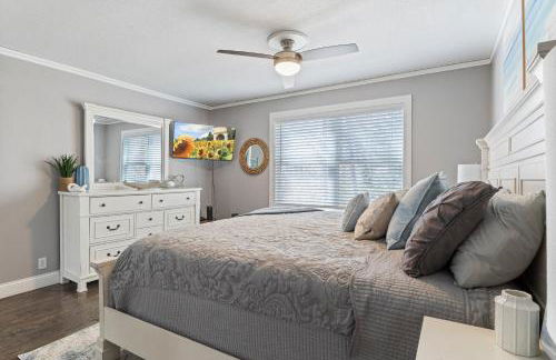 Spacious Home & Lake Access, Lake Views Throughout - Foto 31