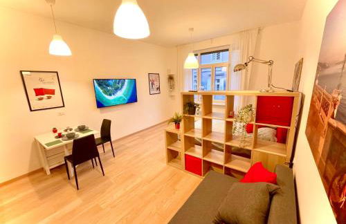 Residence Neverin City Center with Garage near Piazza Unità & Train Station - Foto 4