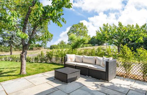 The Paddock - Photo 20