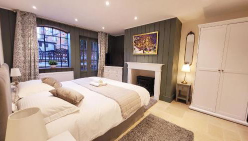 St Michaels Town House - Elegant and Large Holiday Home in the Heart of Gloucester - Foto 3, wardrobe