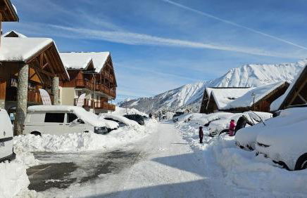 Hameau Des Aiguilles vue sur pistes - Photo 4