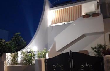 Appartamento rifinito con vista panoramica a 50 mt dal mare - Foto 18