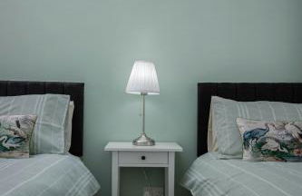 Comfy 3-Bed, Sleeps 5 & Parking - Foto 17