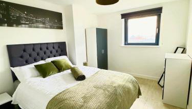 Stylish Haven with Ample Space - Foto 4