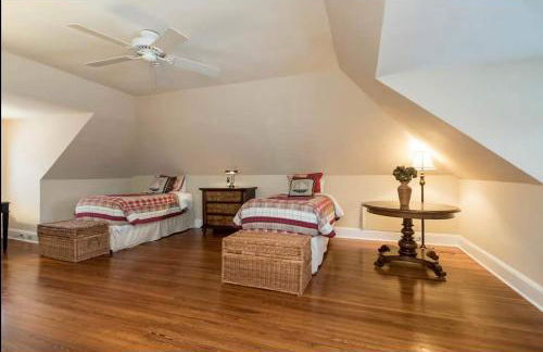 Historic Row Home 1 Block from Gate 1 at USNA - Foto 39