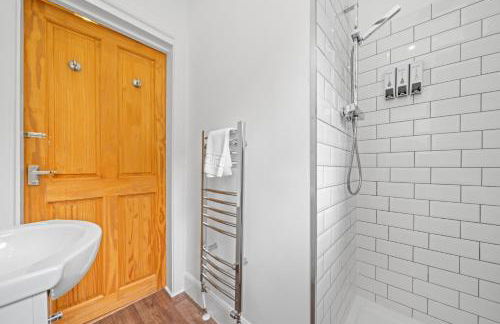 Modern Holyrood 1 Bedroom Apartment - Edinburgh - Photo 13