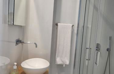 New Luxury Apt Ocean Front Heart of Olhao Plus Parking - Photo 17