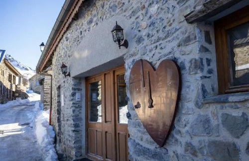 Aux grandes cours - Photo 3