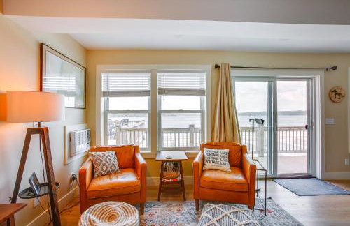 Gorgeous Onekama Condo with Pool and Lake Access! - Foto 4