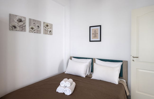 Parian Charming 3bedroom Home - Photo 6