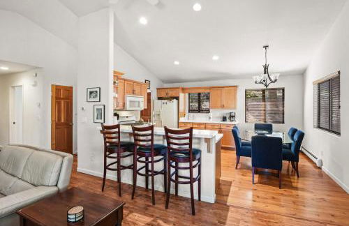 Tranquil Tumbleweed - Close to Skiing & More - Foto 17