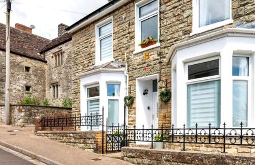 Cosy Coastal Townhouse 10-Min-Drive to Beach - Foto 7