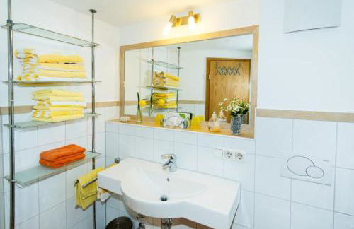 Café Chiemgau und Gästehaus - Foto 8