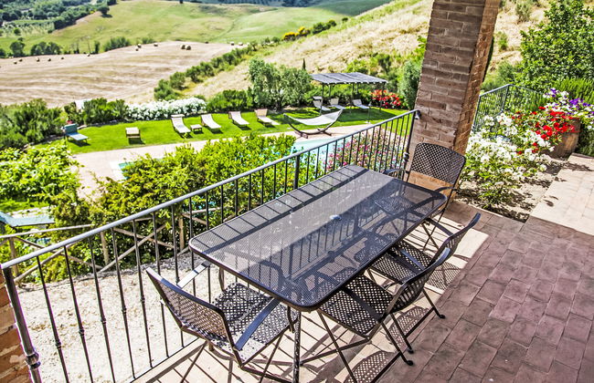 3 bedroom Apartment in Allerona with swimming pool and garden - Photo 12