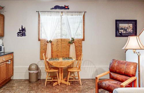 Ellisport Bay House (Main Home & Studio) - Foto 25