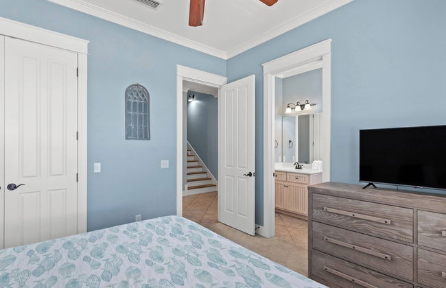 Lazy Beach - Photo 2