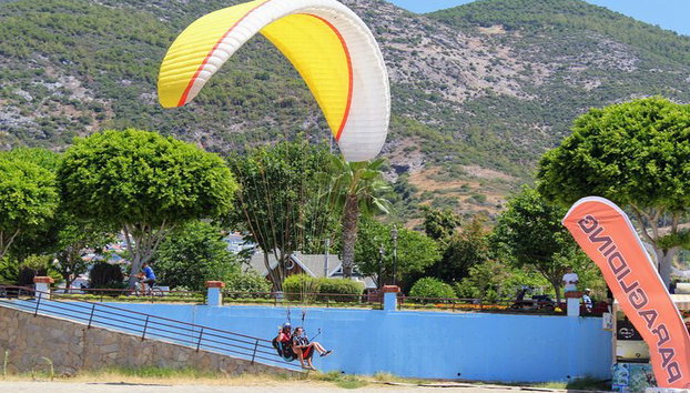 Alanya Mini City Tour con teleférico - Foto 3, Visita de la ciudad de Alanya desde la playa de Cleopatra