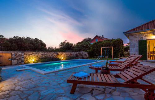 Holiday home Ana with pool national park krka - Foto 13