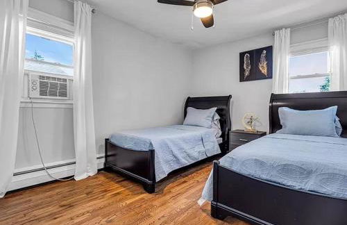 Suburban 3BR Stylish Oasis - Foto 2