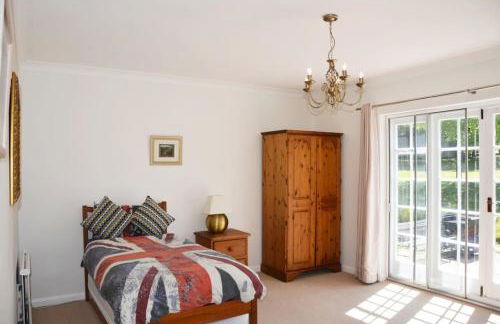 NEW - Beautiful, spacious Beechwood Lodge with lovely gardens - Photo 19