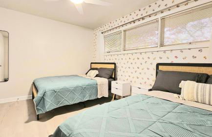 Stunning Lake views with King beds for HPU, Furniture Market, Greensboro, Winston - Photo 8