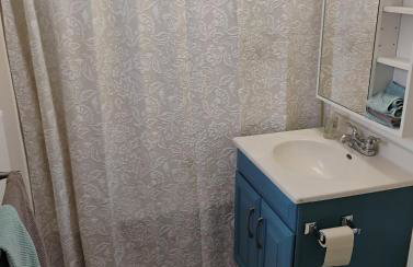 5 blocks from the hospital! - Foto 15