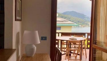 Charming Apartment in Lavena Ponte Tresa - 70m² - Spacious Terrace - Foto 3