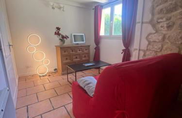 Studio Menthe-Clim-Terrain de pétanque-Piscine collective - Foto 13