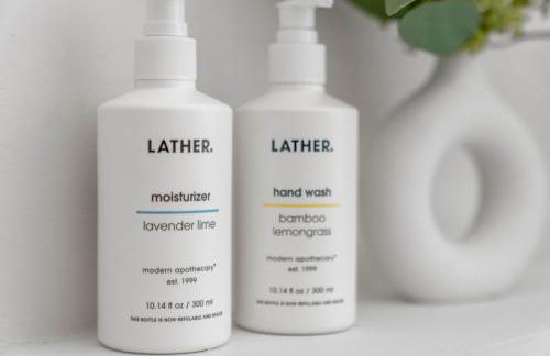 Sojourn Classic DC Rowhouse with Parking - Foto 4