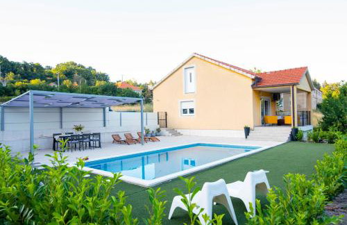 Holiday home Sika with heated pool near Split - Foto 10