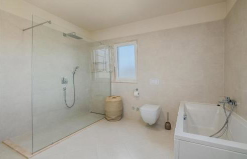 4 Bedroom Gorgeous Home In Krk - Foto 38