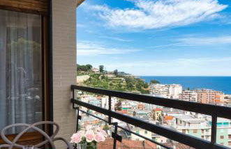 Iridea Holiday Home - Stunning Sea View Terraces in Sanremo - Foto 17