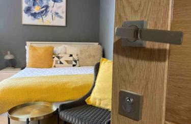 4- Lovely 1-bedroom serviced apartment West Midlands - Foto 1