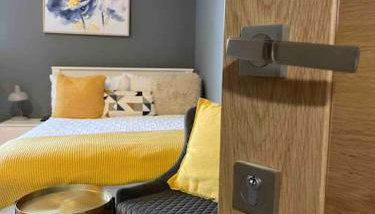 4- Lovely 1-bedroom serviced apartment West Midlands - Foto 1