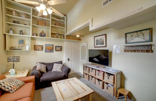 Walk to Water St and River Quaint Saugatuck Apt - Foto 10